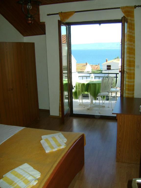 Apartments Mila Bol Pokój zdjęcie