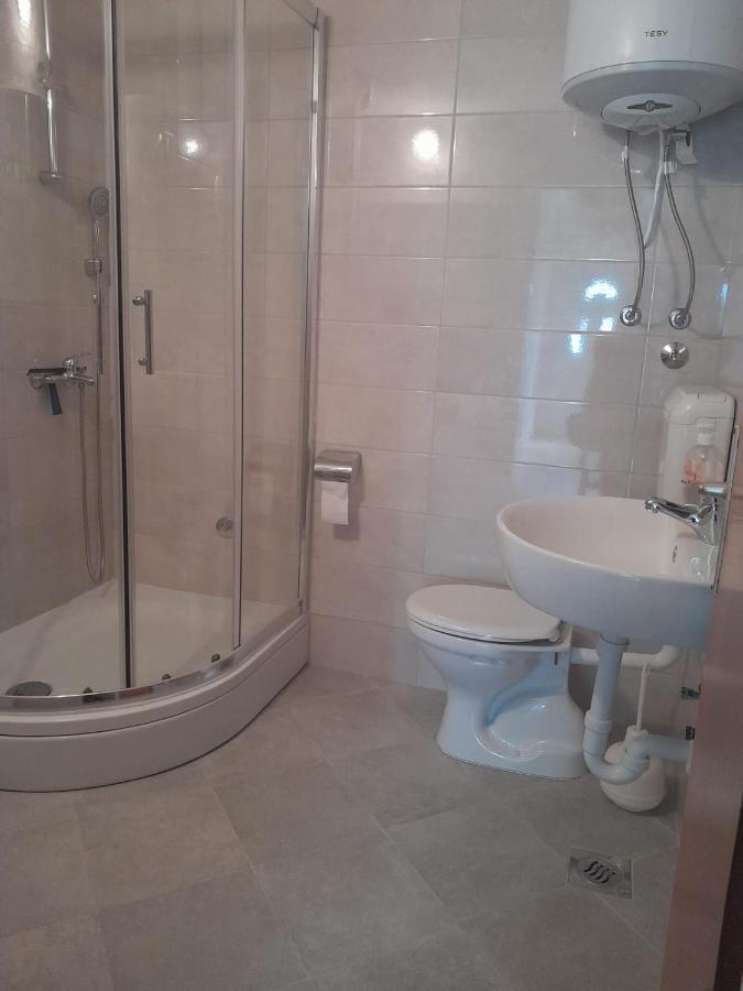 Apartments Mila Bol Zewnętrze zdjęcie