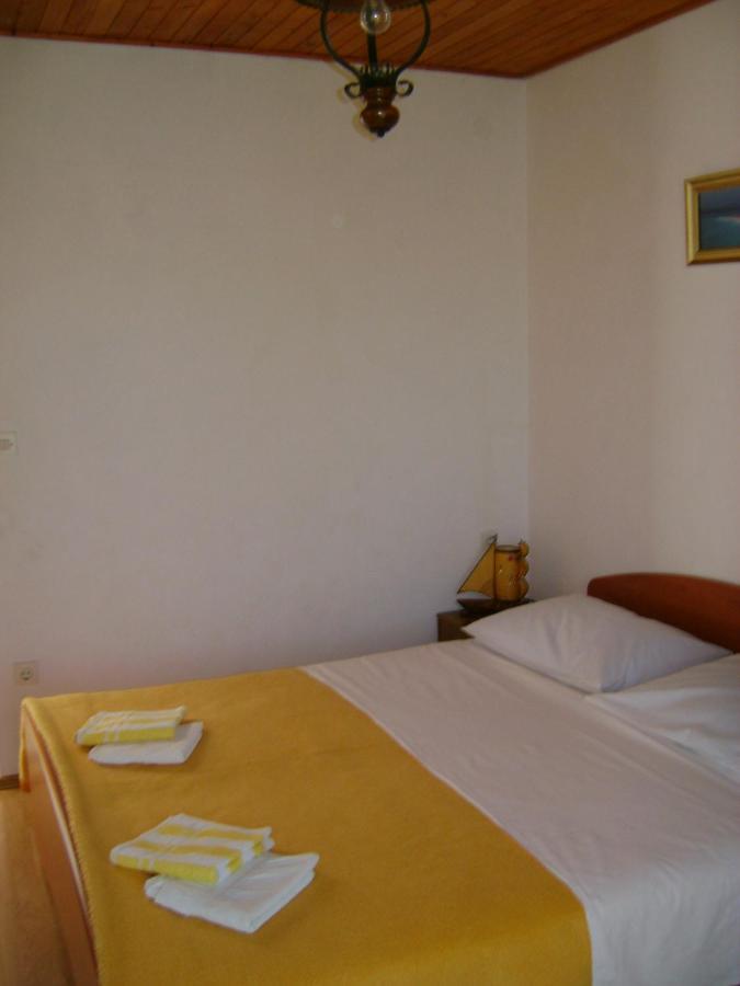 Apartments Mila Bol Pokój zdjęcie